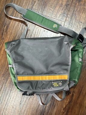 Mountain Hardwear Gray, Green & Yellow Messenger Bag